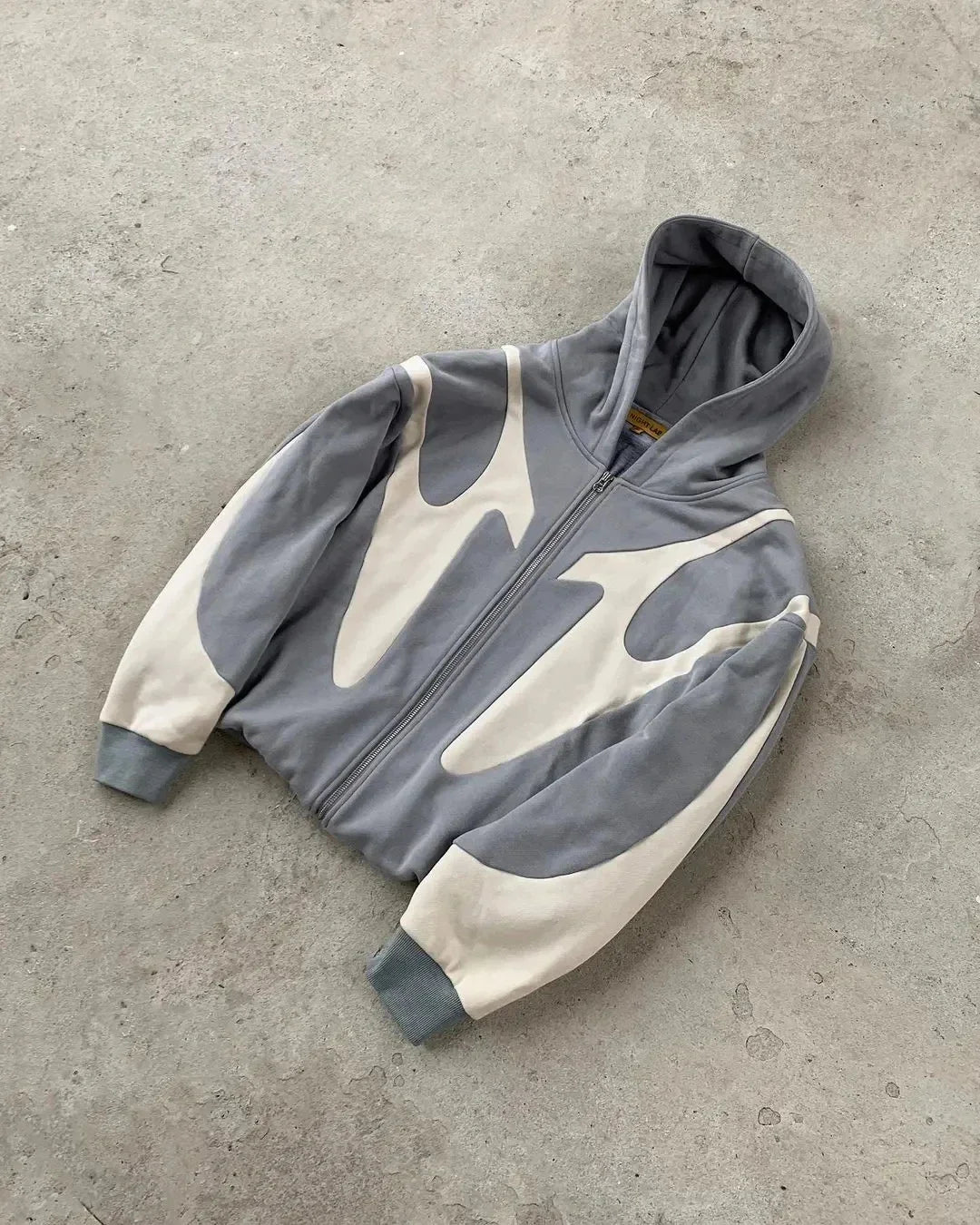 THE WAVE HOODIE