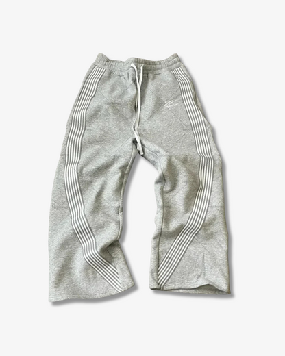 MEGA SWEATS